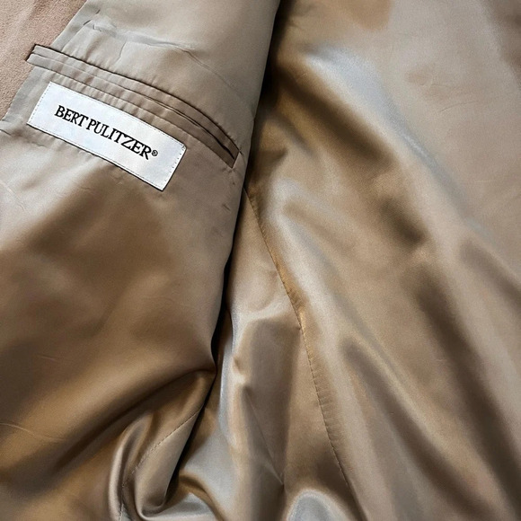 Bert Pulitzer size 44 regular camel colored supra suede sports coat polyester - Picture 4 of 8